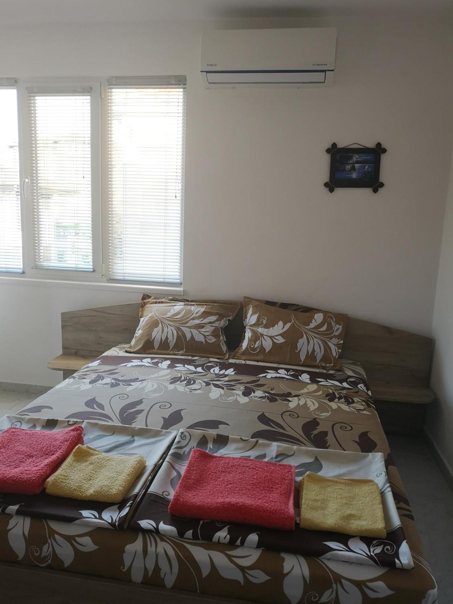 Guestrooms Stoyanovi Černomorec Exteriér fotografie