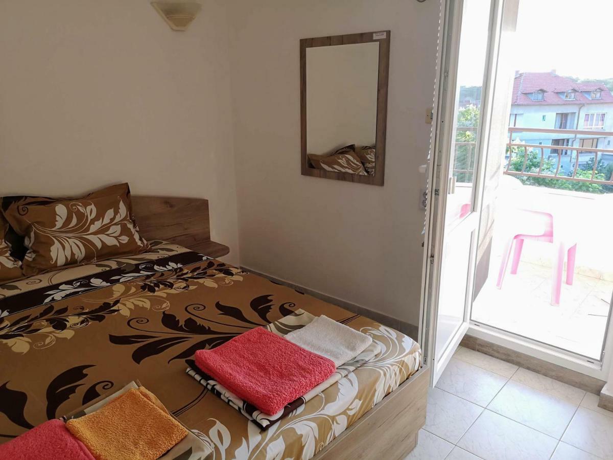 Guestrooms Stoyanovi Černomorec Exteriér fotografie