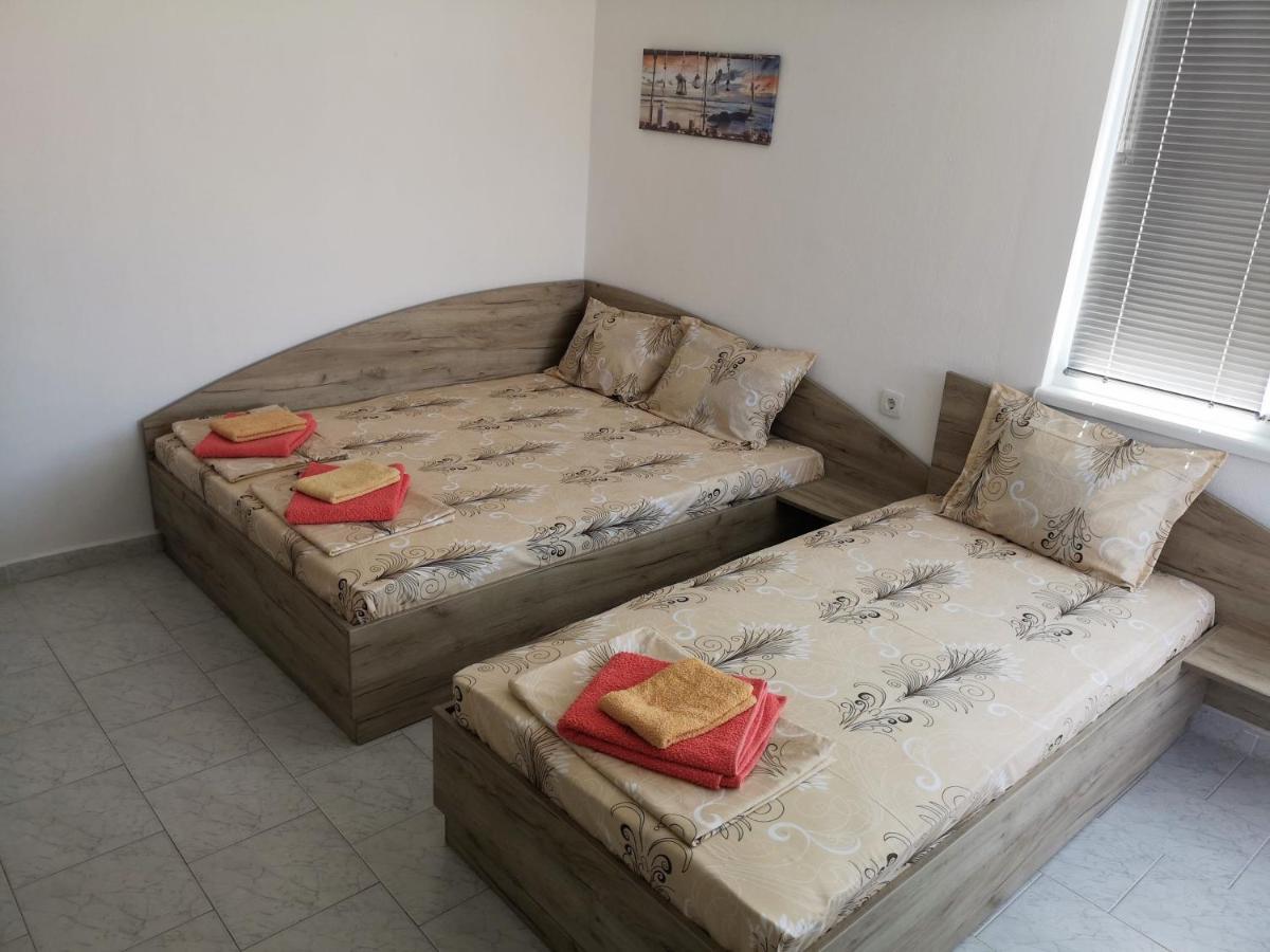 Guestrooms Stoyanovi Černomorec Exteriér fotografie